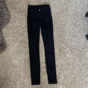 LOWEST PRICE NWT Lululemon leggings size 4